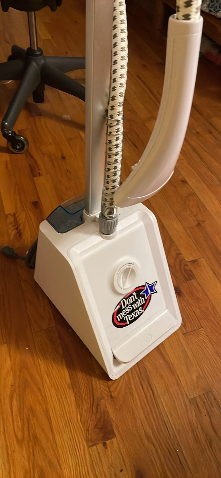 Professional Clothing Steamer