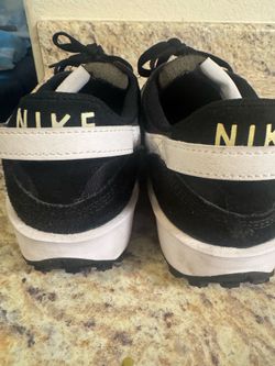 Black Nike shoes