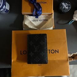 LV Card Wallet
