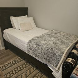 Twin bed frame 