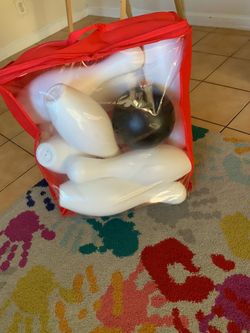 Kids Plastic Bowling Pin and Ball Set