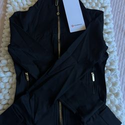 Brand New Lululemon Cropped Jacket Nulu Size 4 Great Quality 1:1 ! 