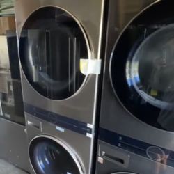 New LG WashTower™ 4.5 cu. ft. Washer and 7.4 cu. ft. Electric Dryer - Black Steel stackable brand LG