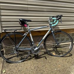 Jamis Quest 51 Commuter Bike