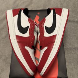 Air Jordan 1 Low Chicago 