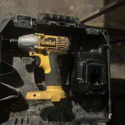 DeWalt DW054 14.4V Cordless 1/4" Impact Driver Lithium-Ion | TOOL ONLY | No Battery /Cordless | 14.4 V