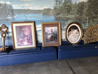 Frames wall decor