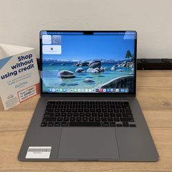 15 inch MacBook Air M2 8 Core*256GB SSD*8GB RAM