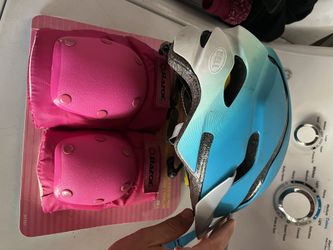 Bike Helmut and Knee Pads