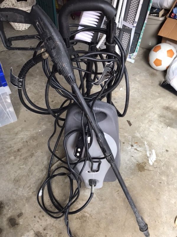 BCP 1400 psi Electric Pressure Washer - Works great and has all attachments except needs the new high pressure attachment. $45 OBO