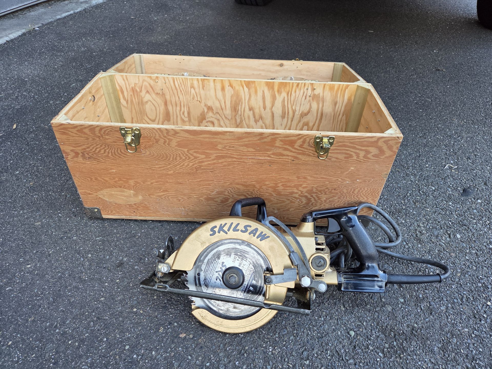 Skillsaw saw professional. 50 year commemorative edition.