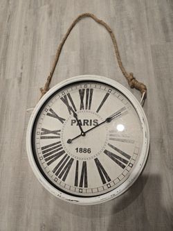 Perfect Condition 18inch Hanging Wall Clock Paris