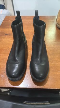 Chelsea Boots