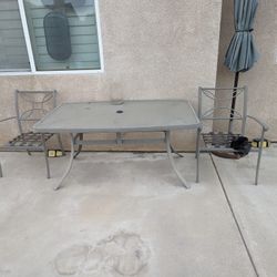 Outdoor Table With 3 Chairs 