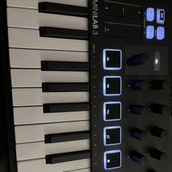 Arturia MiniLab 3 Hybrid Keyboard Controller - Black