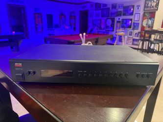 ADCOM GFT-555 AM/FM Stereo Tuner – Classic High-End Hi-Fi