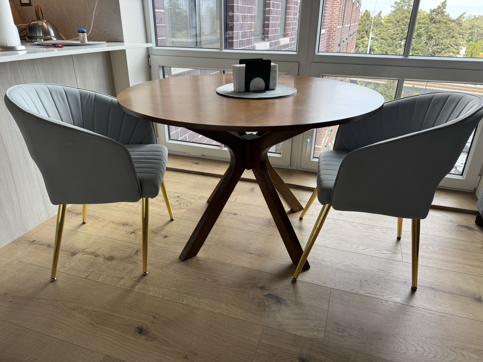 Table with Chairs