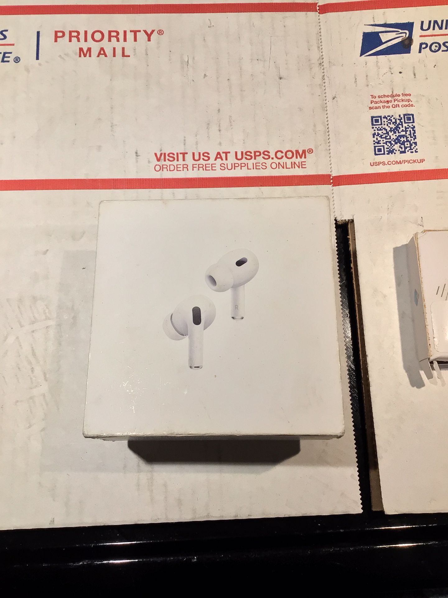 Apple AirPods 2nd Generation Like New And Box Of Foam Masters Small Black Inserts