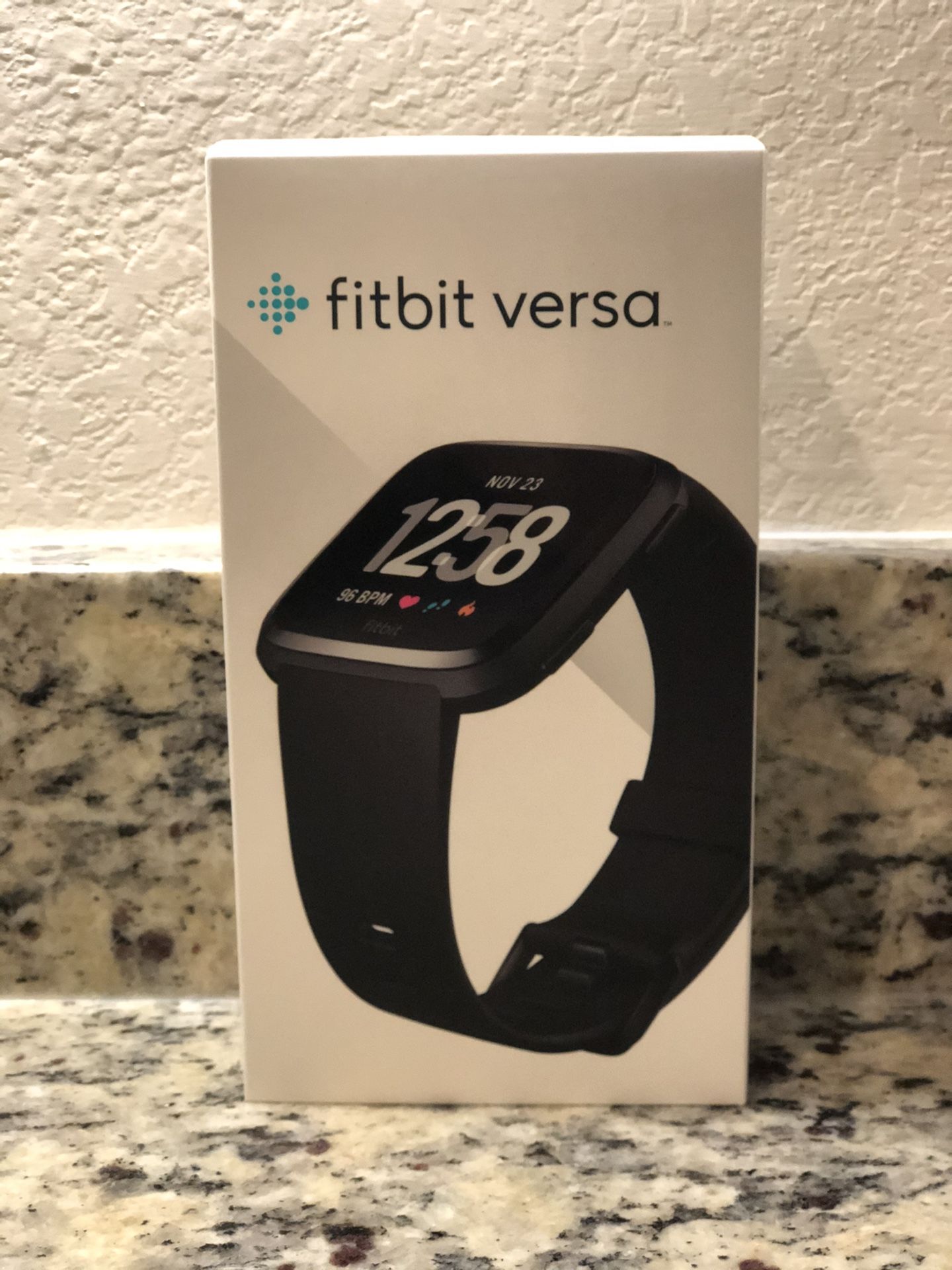 Fitbit Versa - black