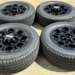 2025 Ford F250 Black wheels F350 Rims Bridgestone AT LT275/65R20 tires 99% 8x170