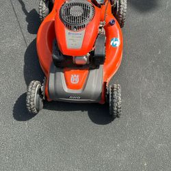 Husqvarna HU 675AWD KOHLER XT Series