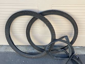 Kenda Mountain Bike Tires and Tubes 26” x 1.95 VGC
