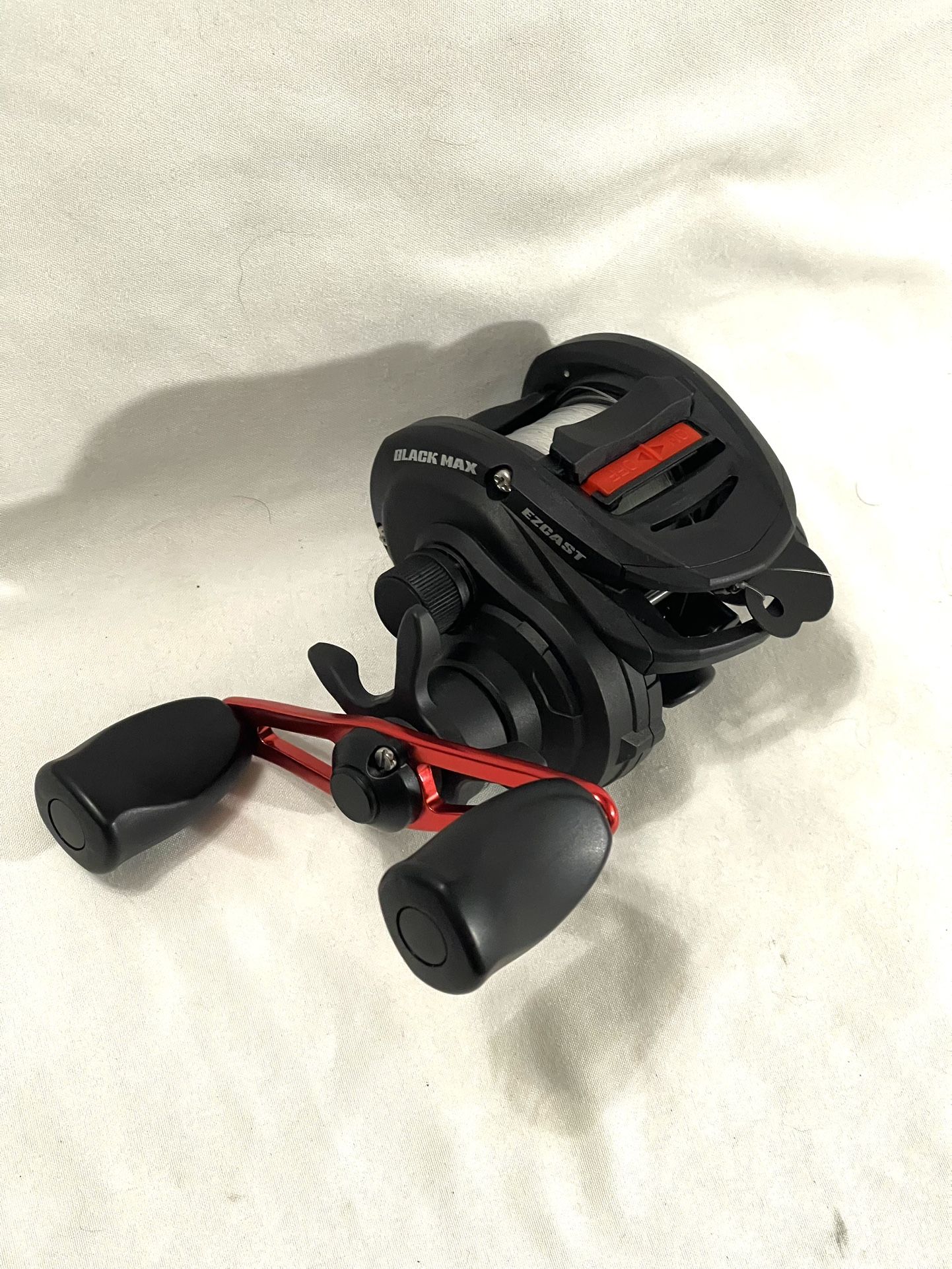 Brand New Never Used Abu Garcia (Black Max) Easy Cast Medium Action Bait, Caster Fishing Reel With Pre-Strung  Fishing Line