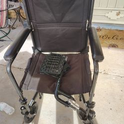 Lightweight wheelchair