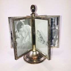 Brass multi picture frame wheel