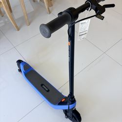 Segway C2 Lite Kids Electric Scooter, 9.9 mph Max Speed, 5.9 Miles Max Range, Ages 6-10, Blue