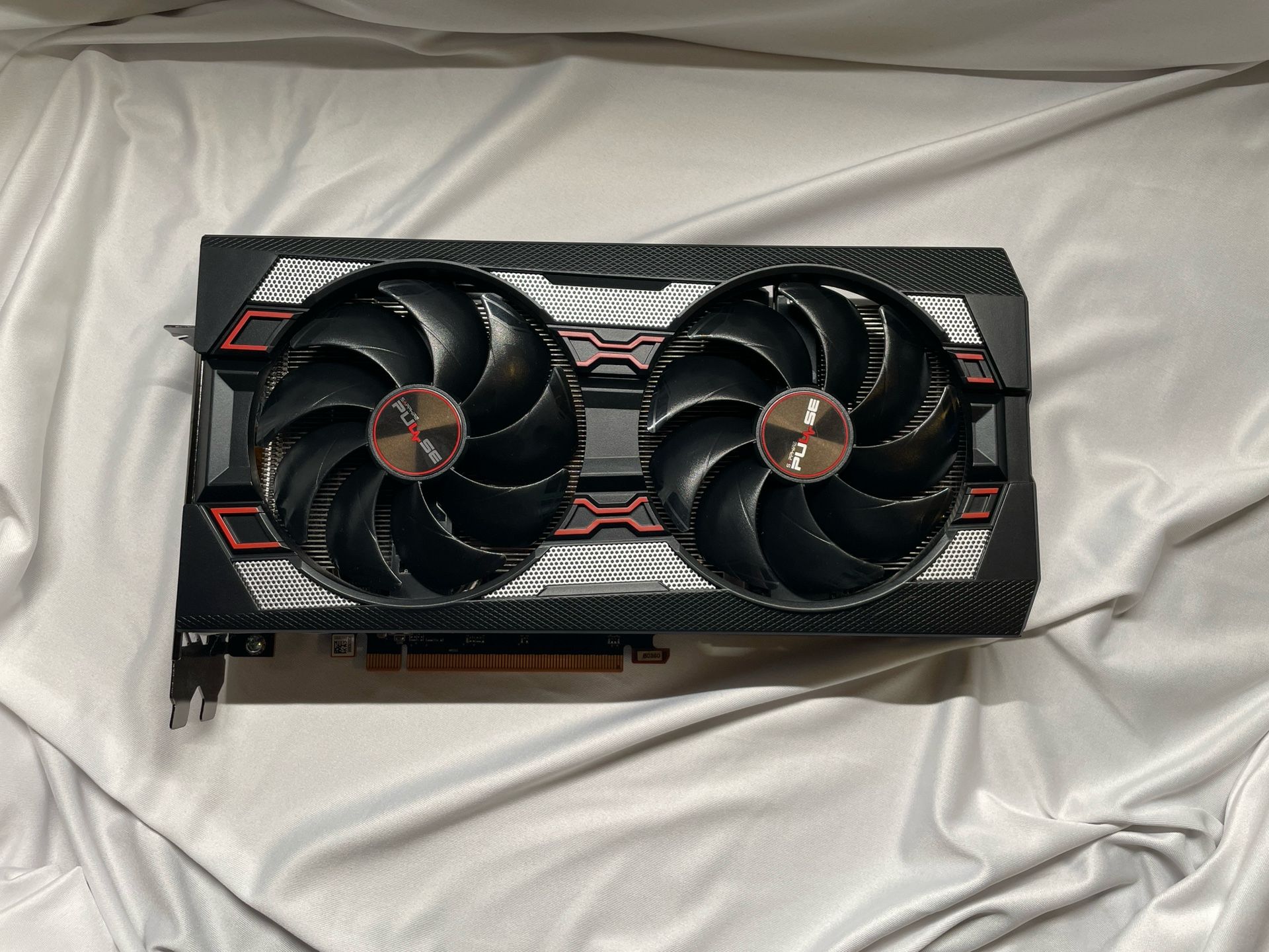 SAPPHIRE Pulse AMD Radeon RX 5600 XT 6GB GDDR6 Graphics Card
