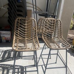 Bar chairs/ island chairs