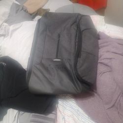 LAPTOP BACKPACK