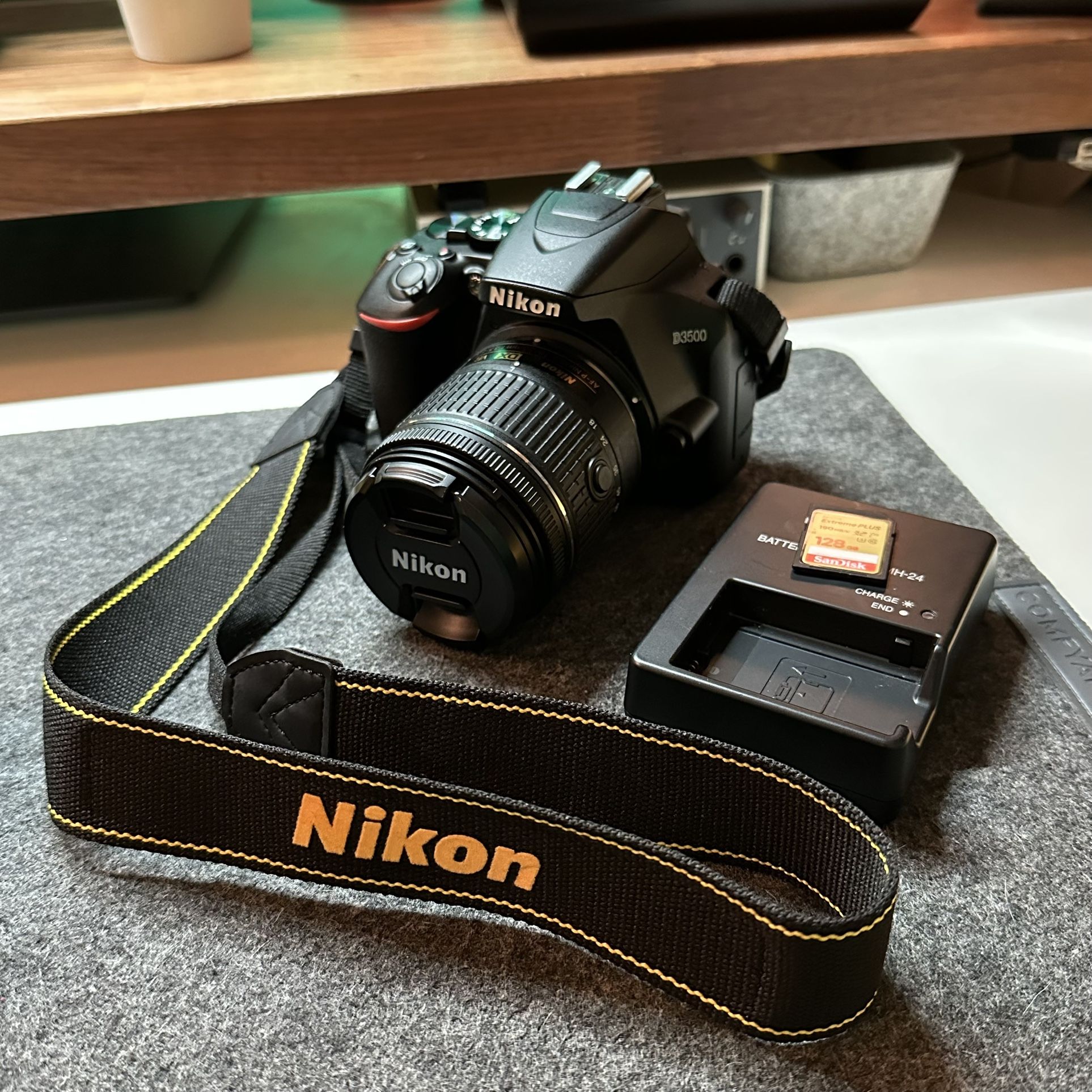 Nikon D3500 DSLR 24.2MP Digital Camera LIKE NEW 20 Shutter Count W/ 18-55 AF-P Lens