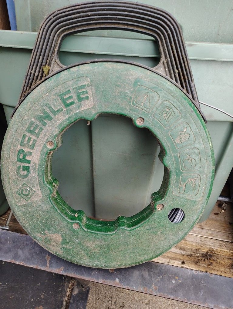 Green Line Steel Fish Tape