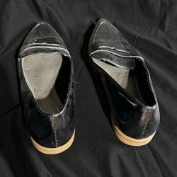 Worthington Women's 8 Black Patent Pointed Toe Penny Loafers
