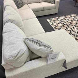 Edenfield Ivory U Shaped Huge Sectional Couch With Chaise /P