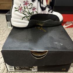 Jordan 12 Retro Side 12c