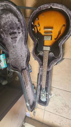 Epiphone dot semi hollow electric 335 guitar