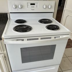 Whirlpool Electric Stove. Super Clean 