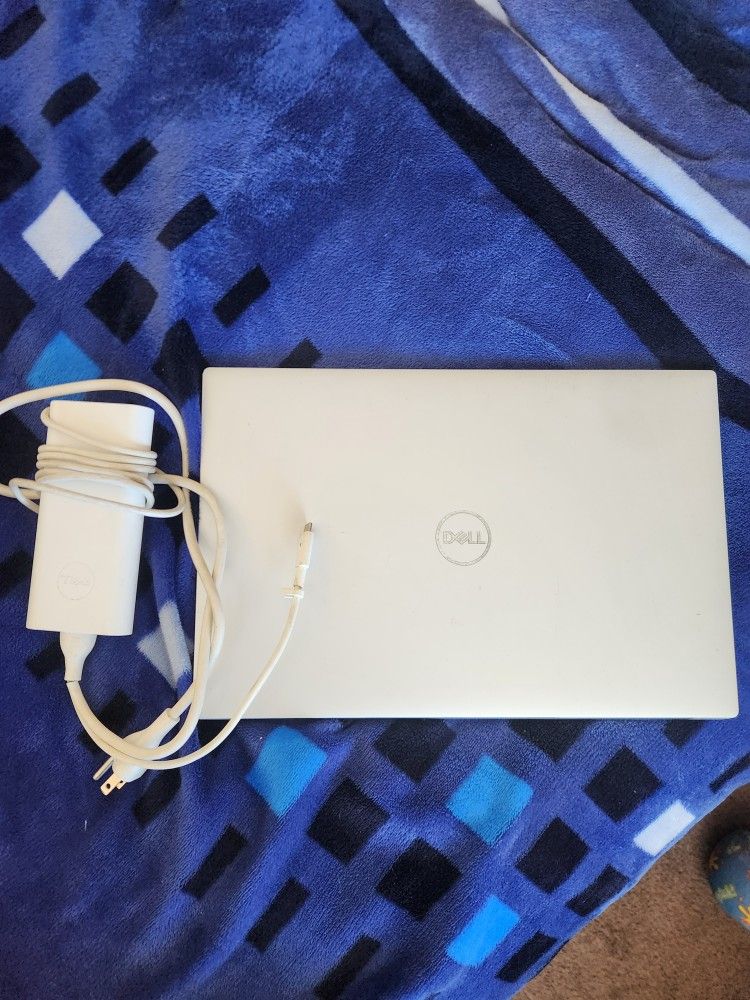 Dell XPS 15 (9510) Laptop