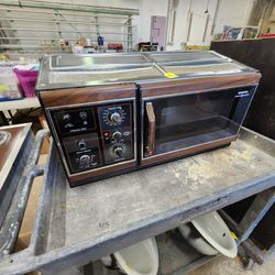 Used Under Cabinet MICROWAVE 