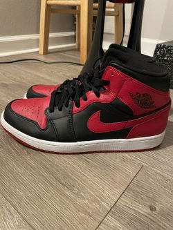 Air Jordan 1 Mid