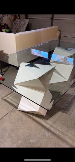 Modern glass table