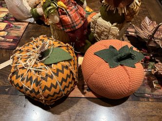 2 Pumpkins Halloween Fall Autumn  Decorations In Like new Condition About 10” Inches Wide