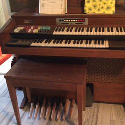 Thomas Organ In Working Order W Bench. Asking 75. Firm. Pick Up Only.