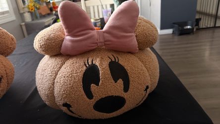 Disney mickey and minnie pillows