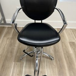 Barber/Hair Stylist Chair 