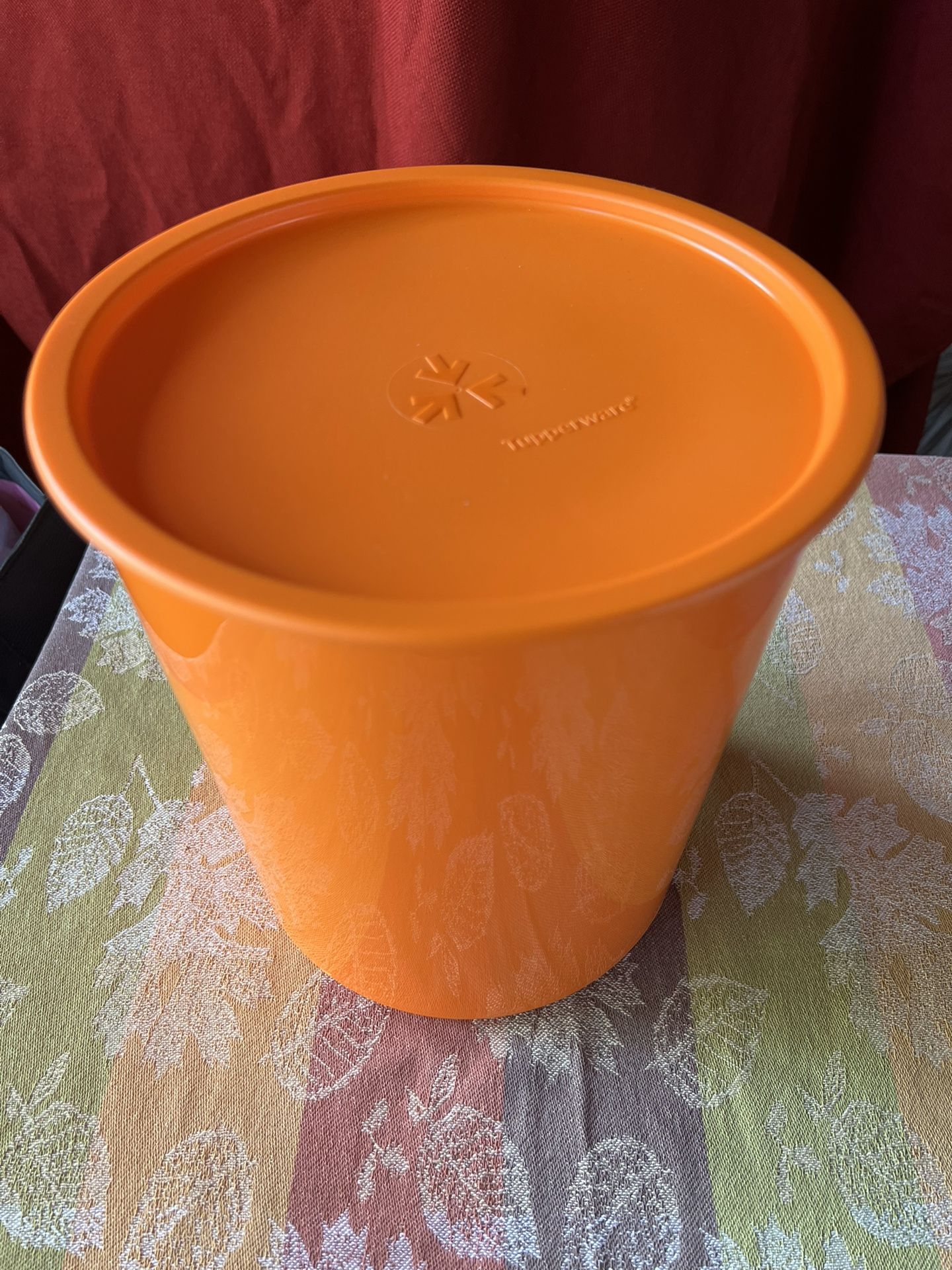 Tupperware 