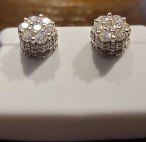 2 Ct Round Cut Moissanite Cluster Stud Earrings 14K White Gold Plated 925 Silver